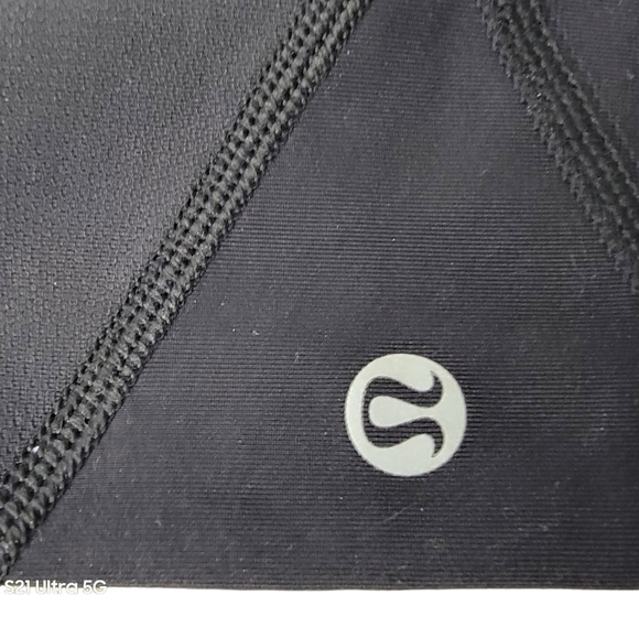 Lululemon Athletica black Woman's size 6 leggings. See pics. - Picture 1 of 3